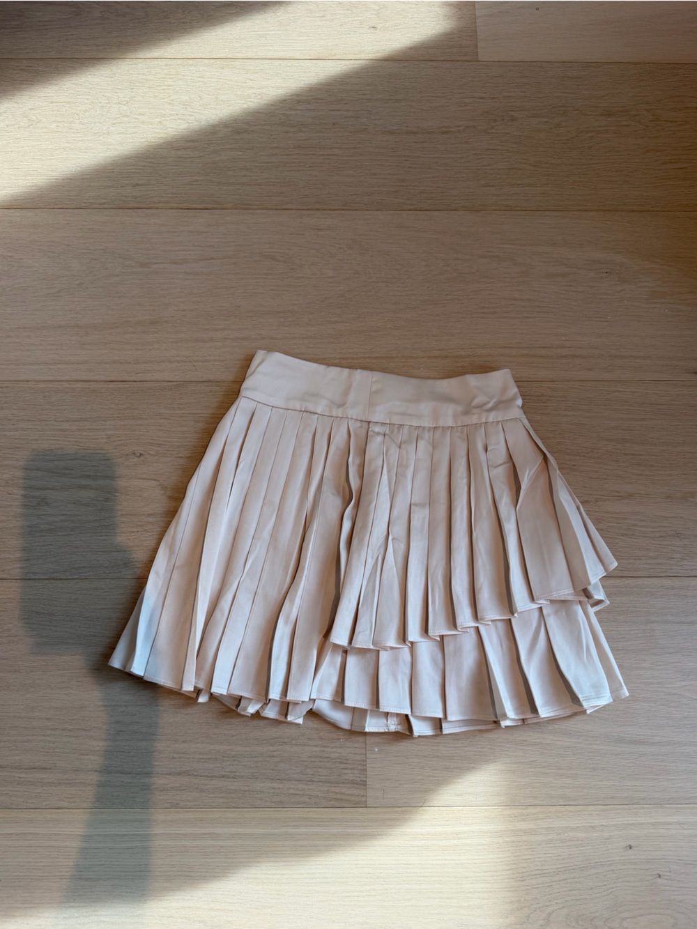 vestique Cream Pleated Tiered Mini Skirt